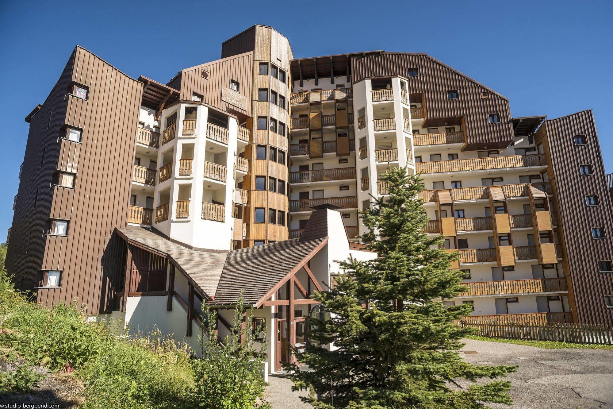 Residence Les Melezes Alpe d'Huez Exterior photo
