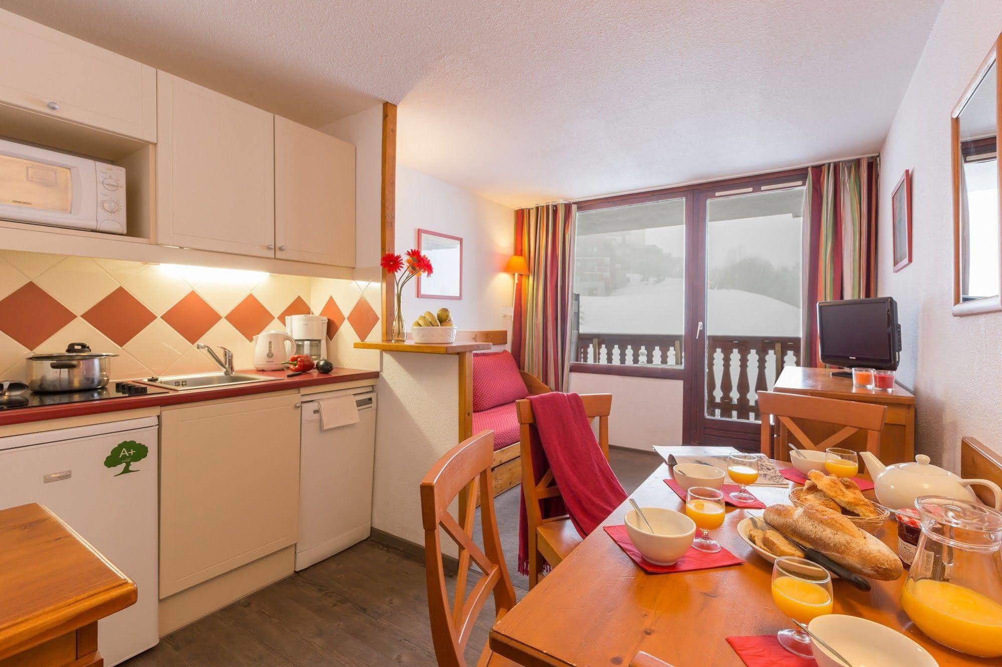 Residence Les Melezes Alpe d'Huez Exterior photo