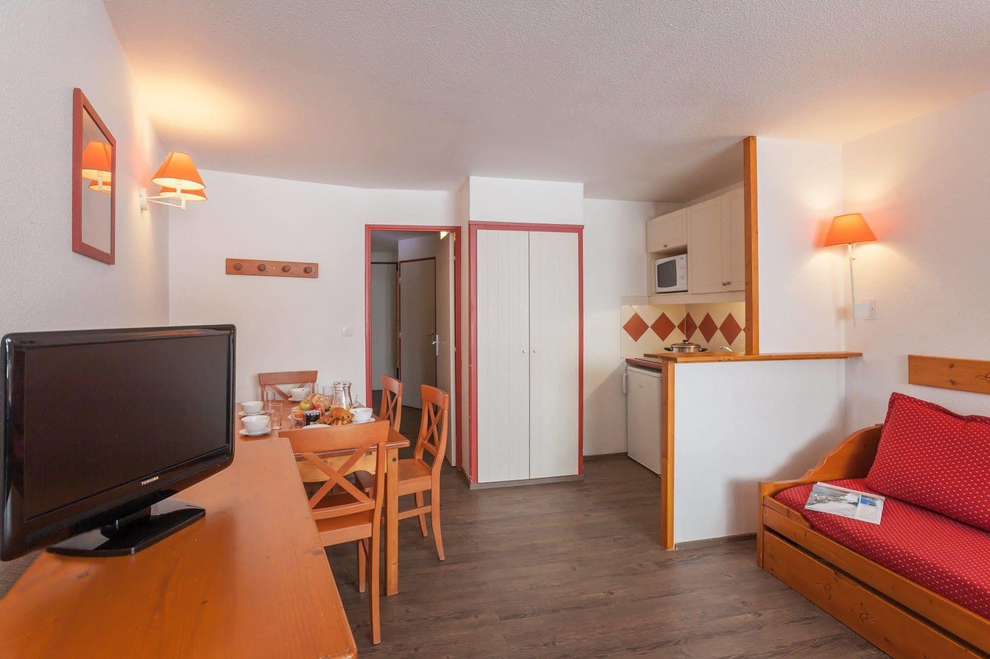 Residence Les Melezes Alpe d'Huez Exterior photo